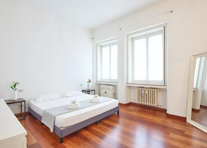 Porta Nuova Luxury 8 Minutes From The Duomo, With Ac And Wifi 公寓 *